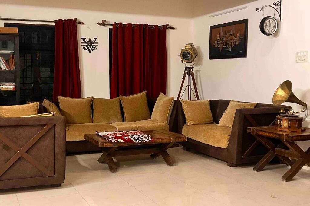 Valecha Villa Entire 4Bhkbunglow With 5000 Sq Ft Garden Lonavala Esterno foto